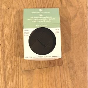 BRAND NEW! Welly water bottle cap